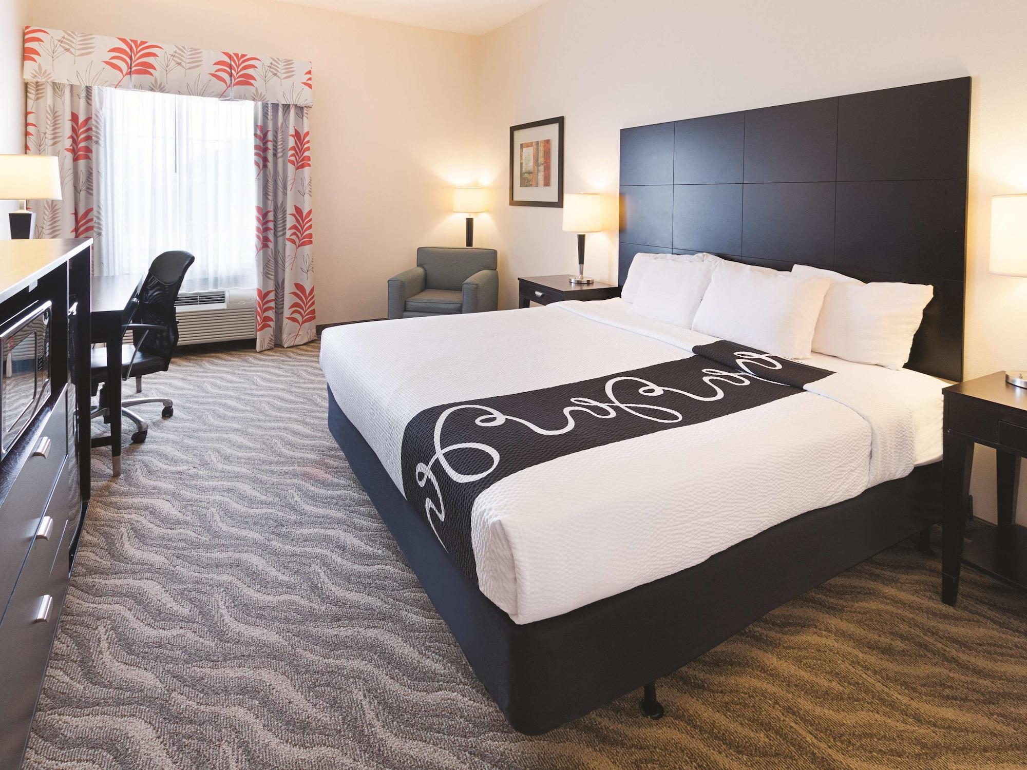 Hotel La Quinta By Wyndham Glen Rose Extérieur photo